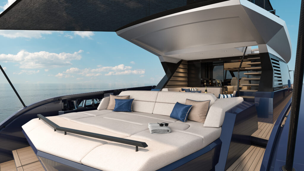 VQ115-Deck-shots-of-the-yacht-daytime-second-image